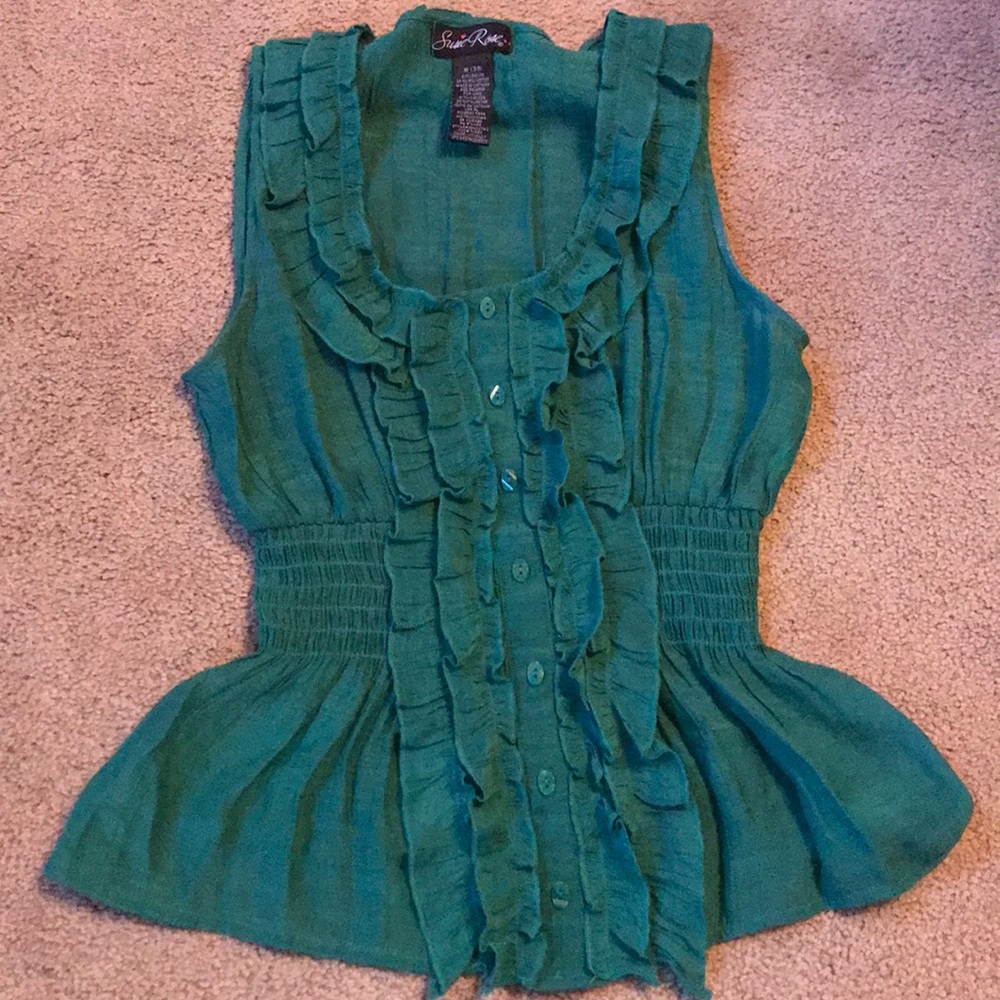 Lightweight peplum shirt